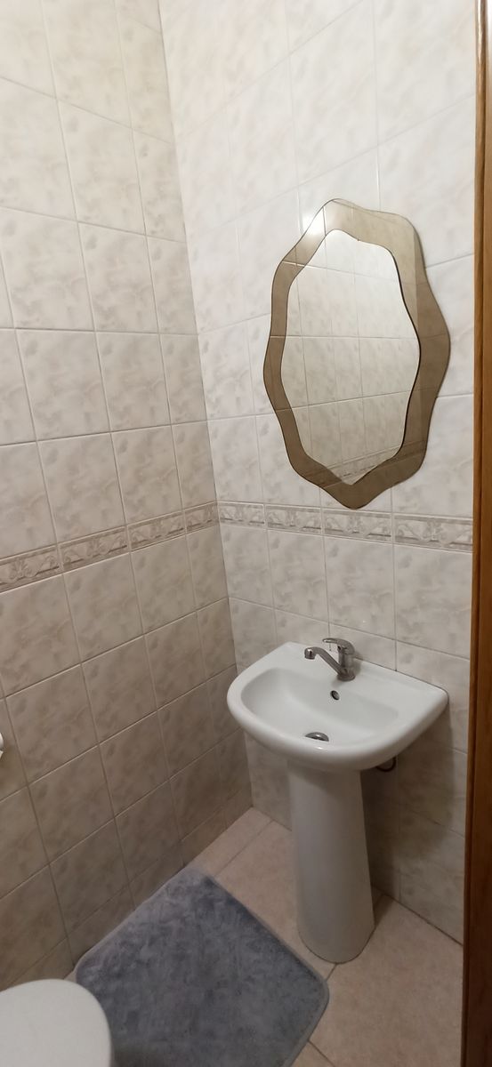 1830361673493597