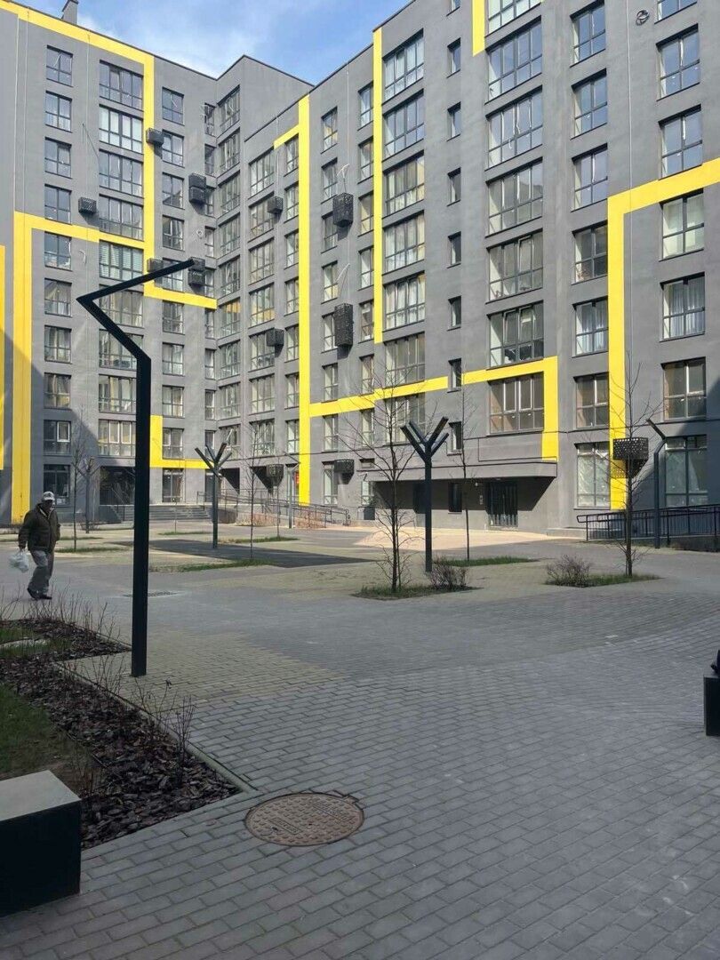 1836090887043597