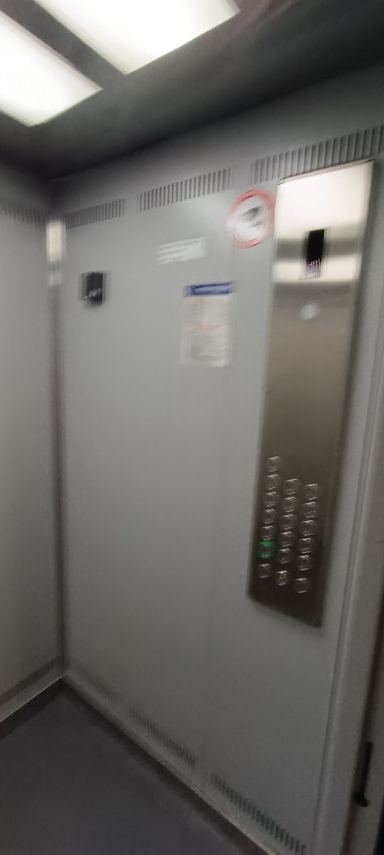 1831170789371598