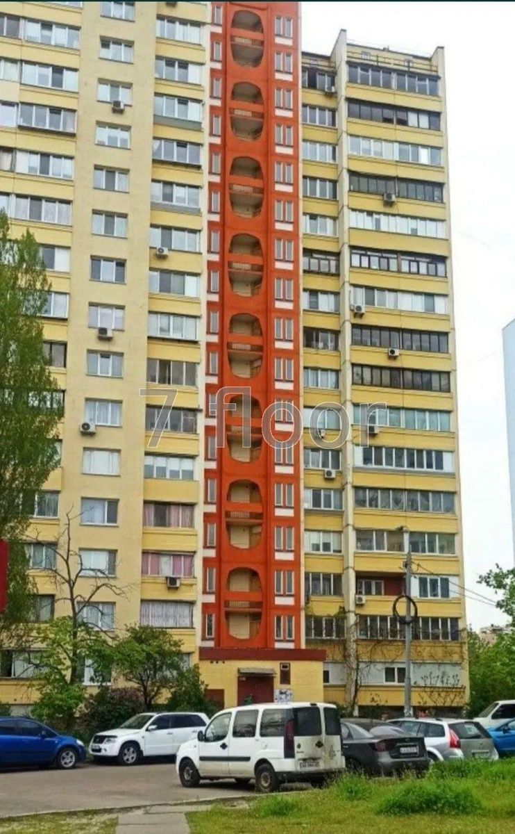 1832189614792598