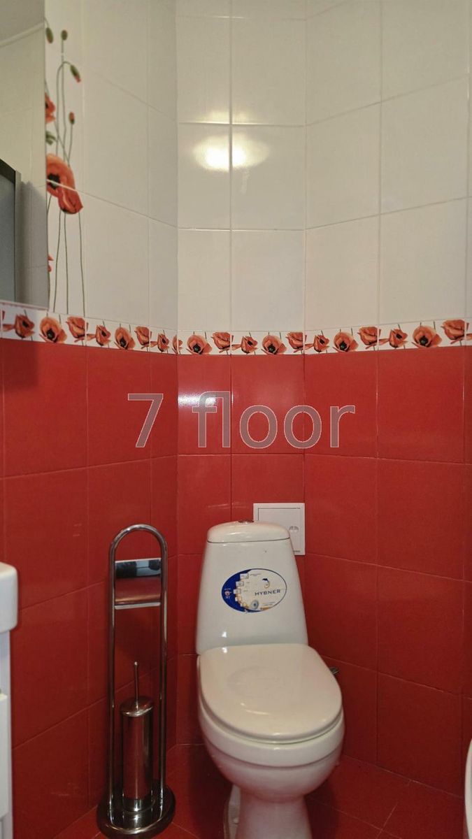 1832944977112598
