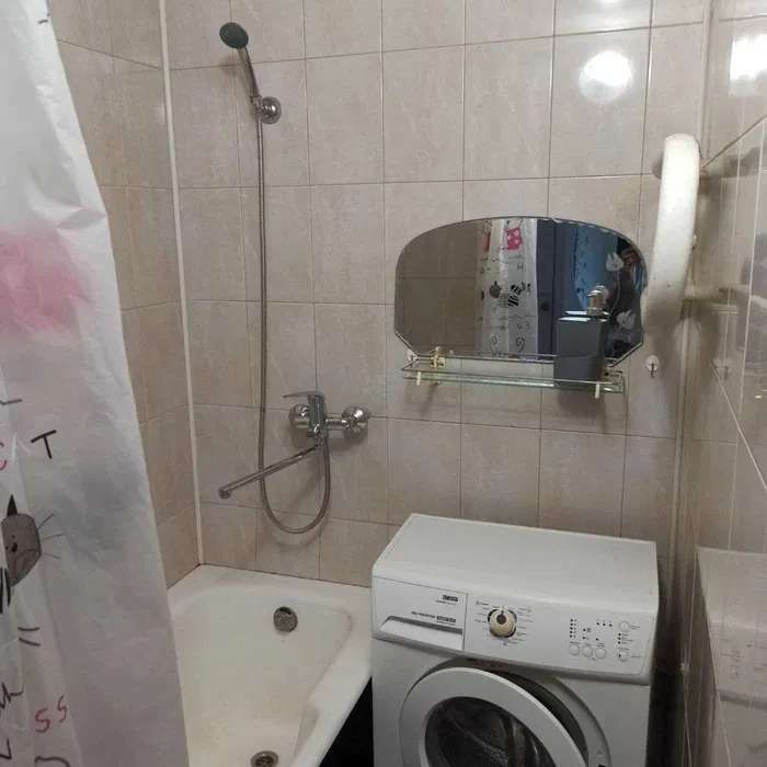 1836530727051598