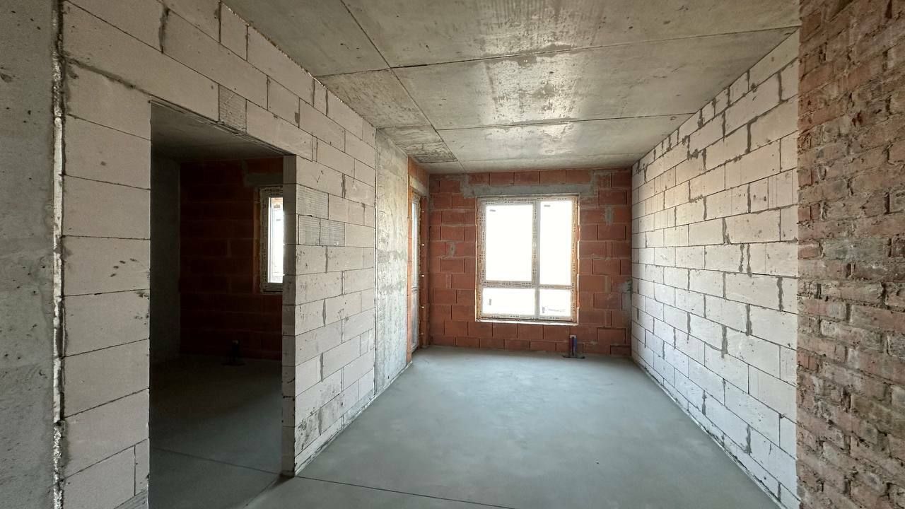 1824937152555006