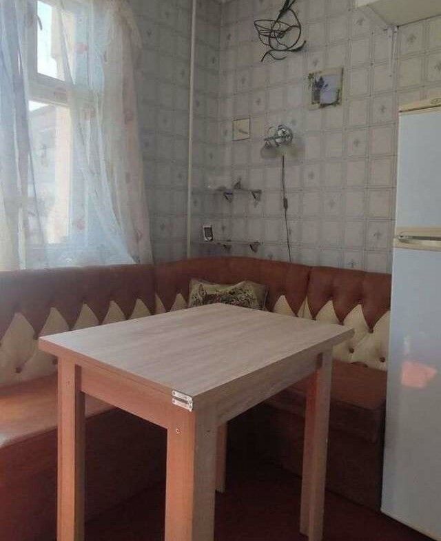 1837717426757601