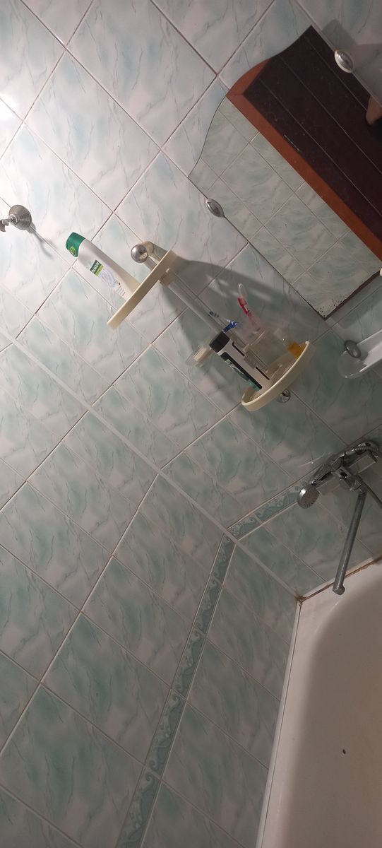 1835619150898602