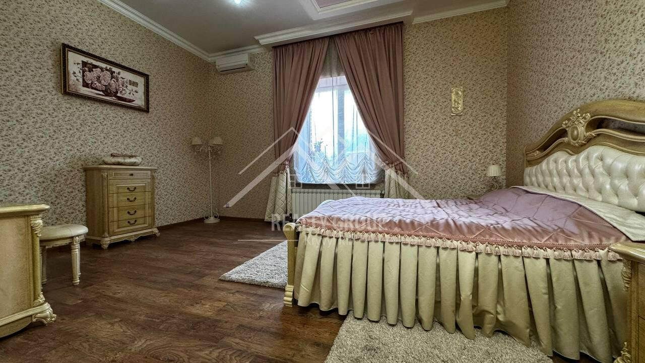 1818860530515604