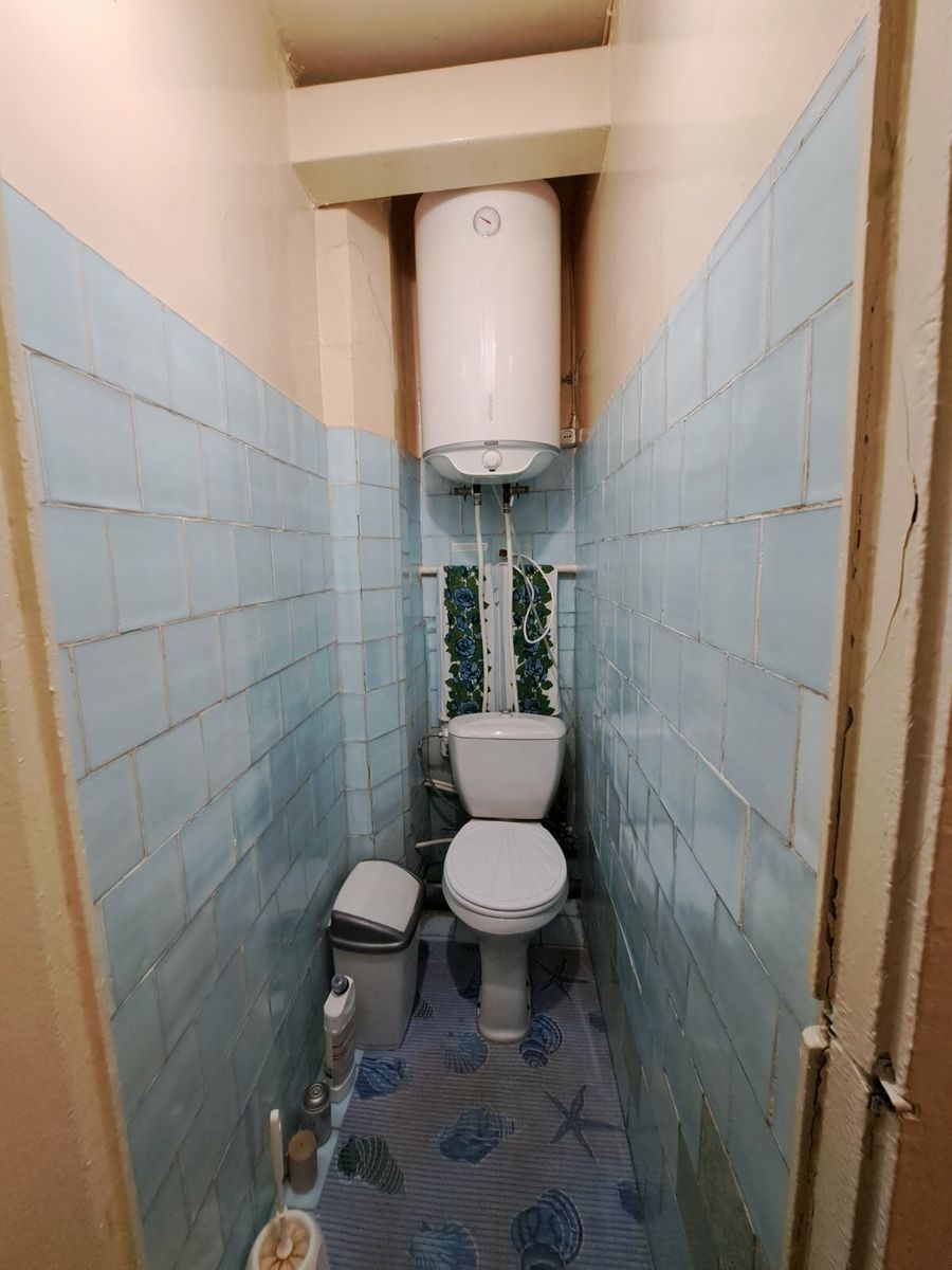 1818949877826604