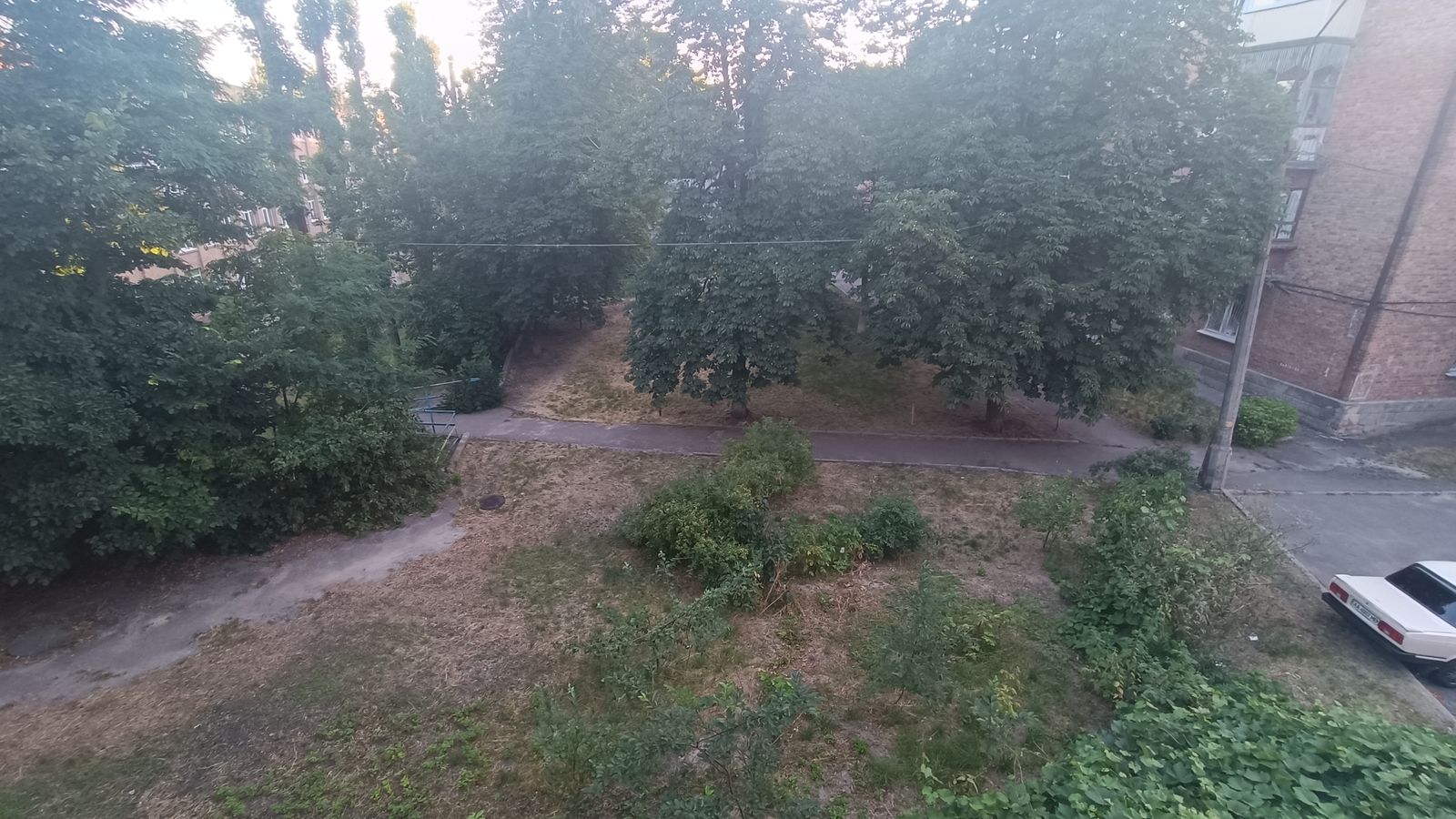 1837548724069604