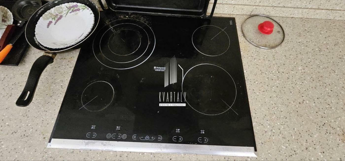 1837973498058604