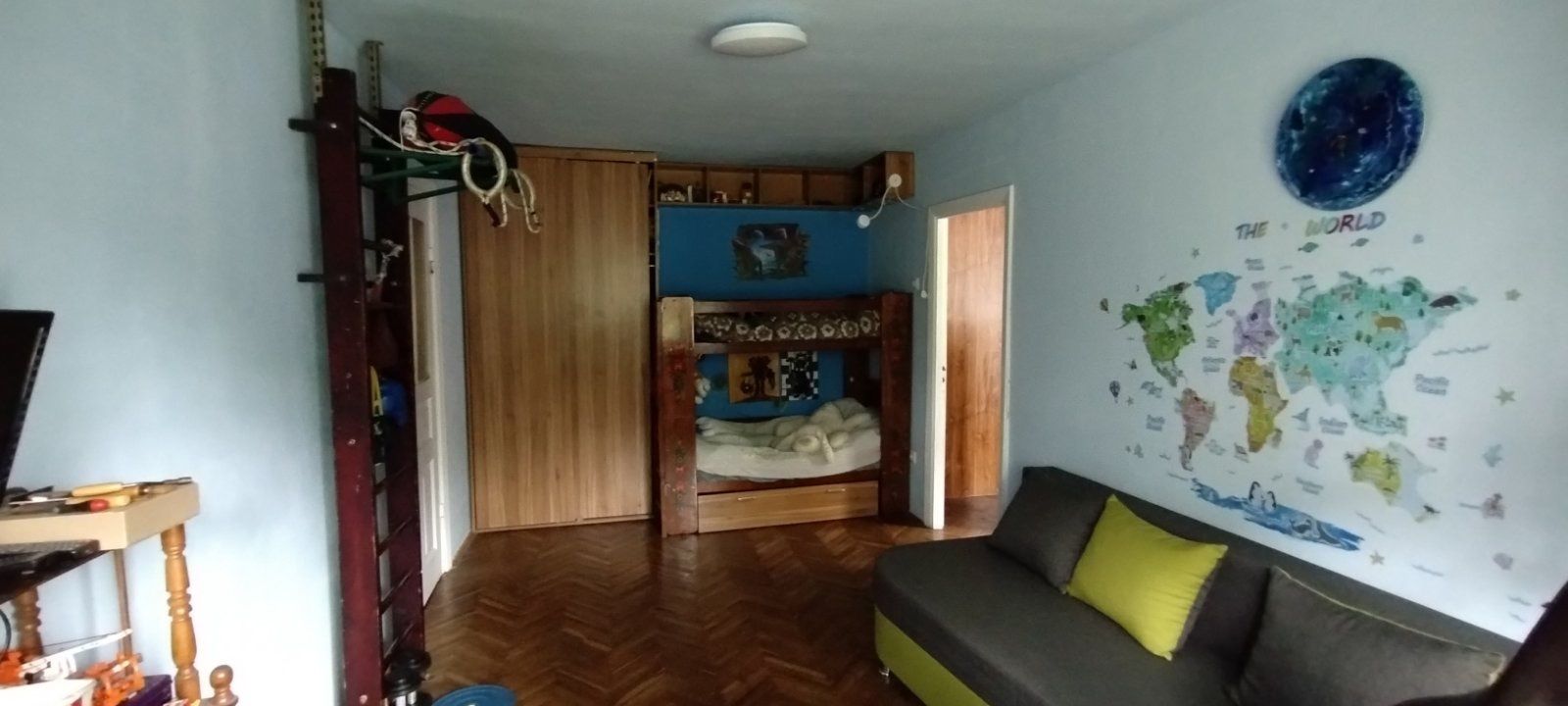 1833251082692605