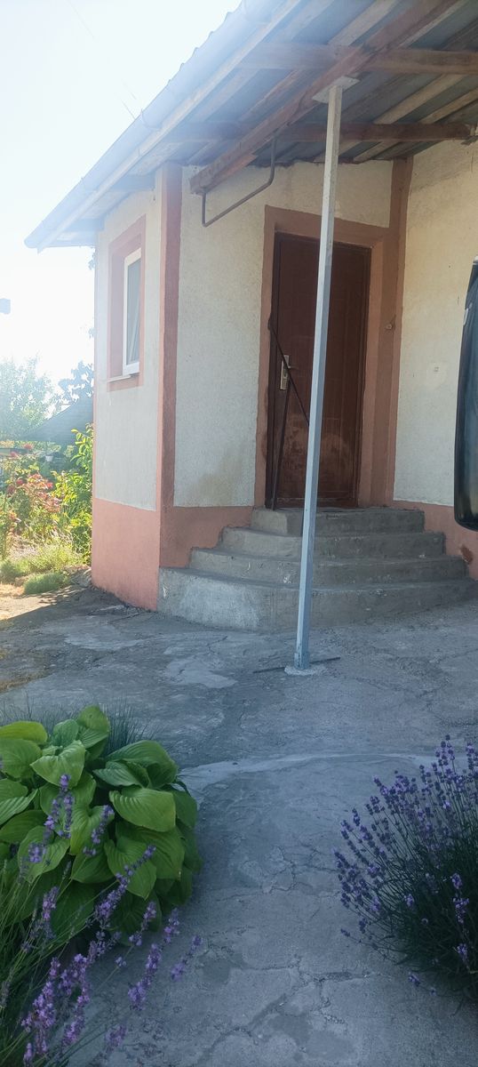 1837347554792605