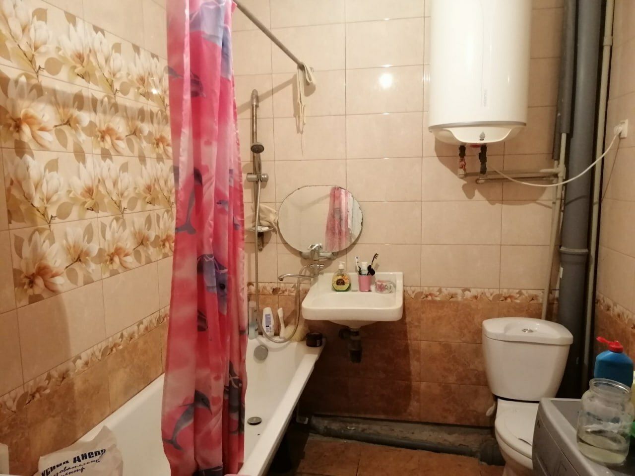 1767333677708606