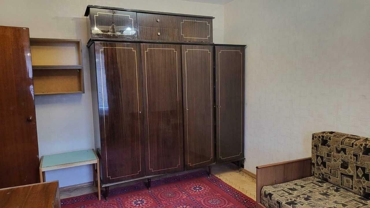 1831539153532606