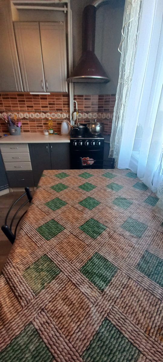 1826319118748607