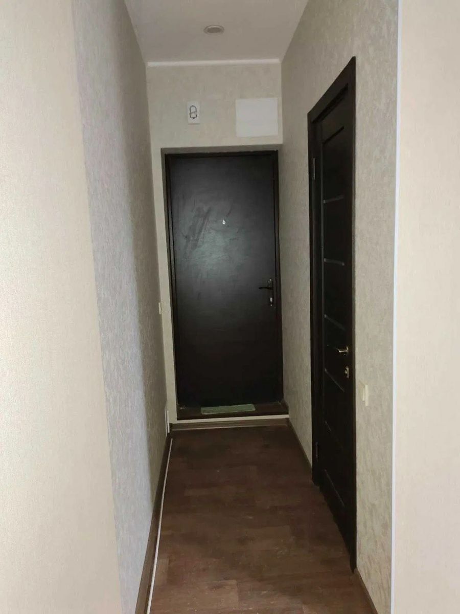 1827572047619609