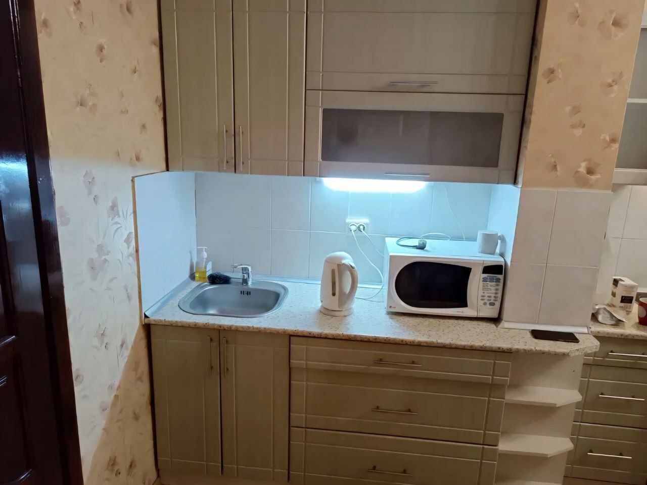 1831454119542609