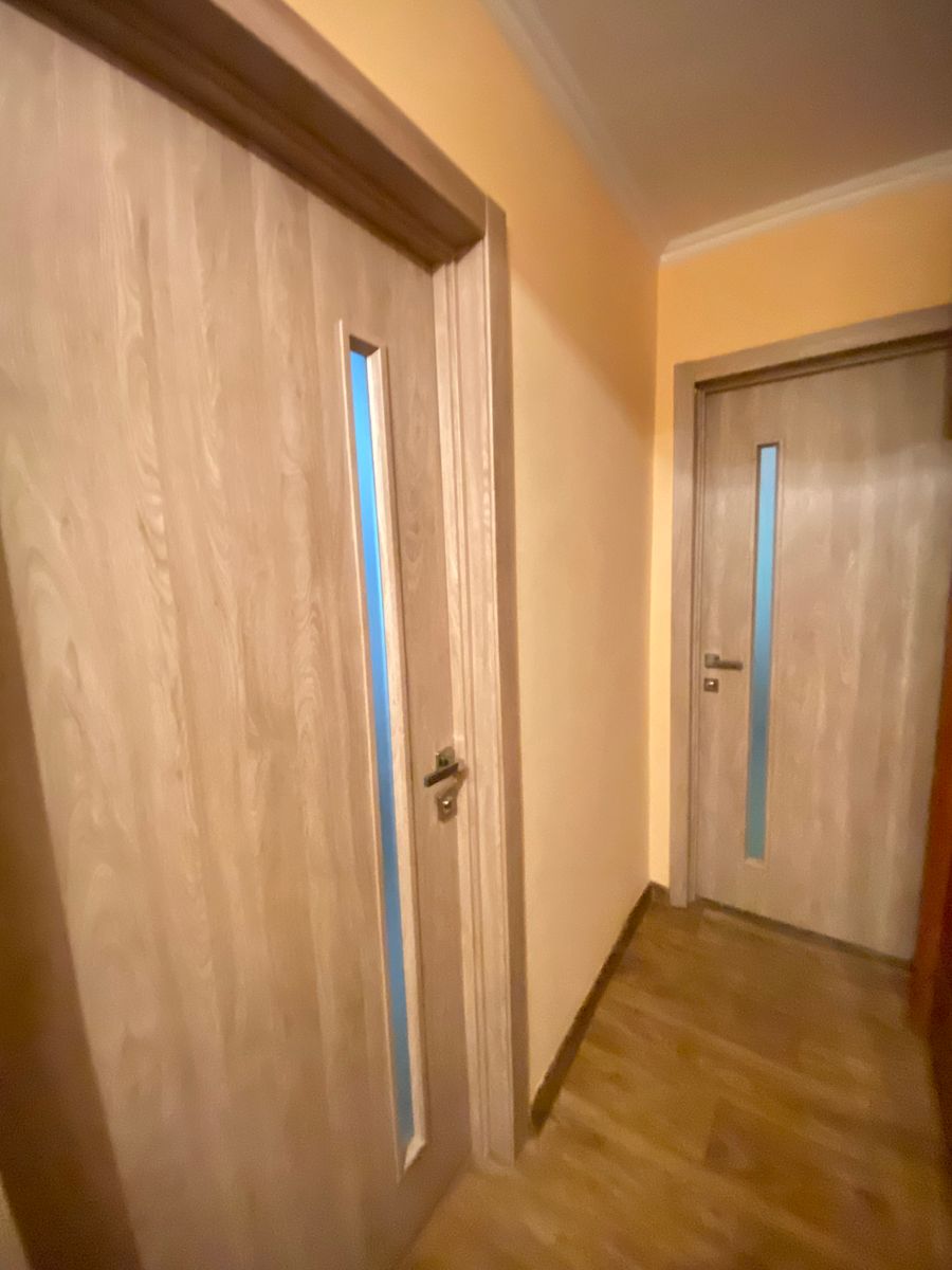 1833829193456061