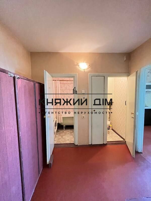 1830104832567610