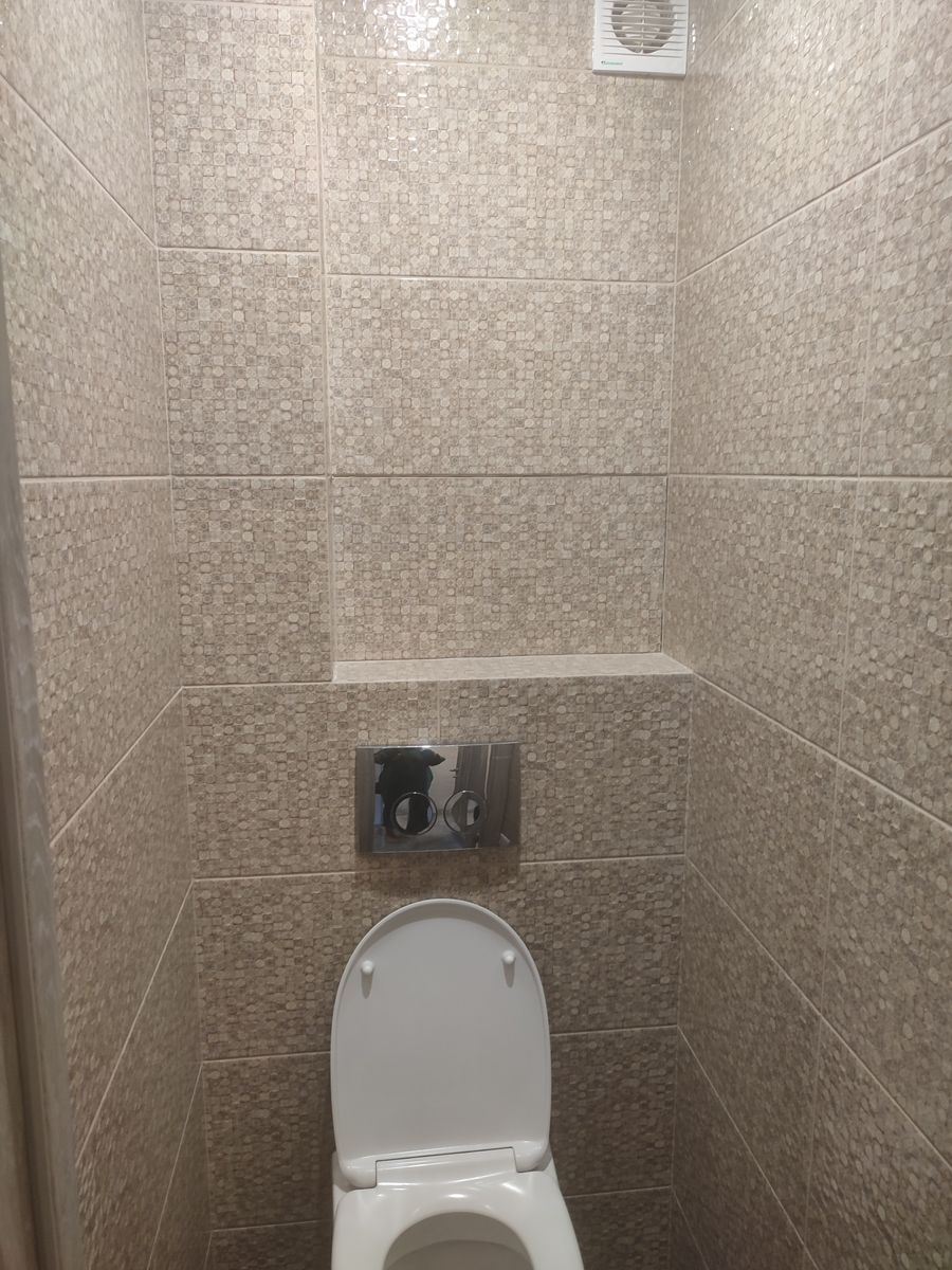1831997943400610