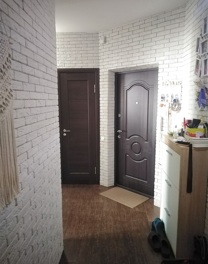 1835788887714610