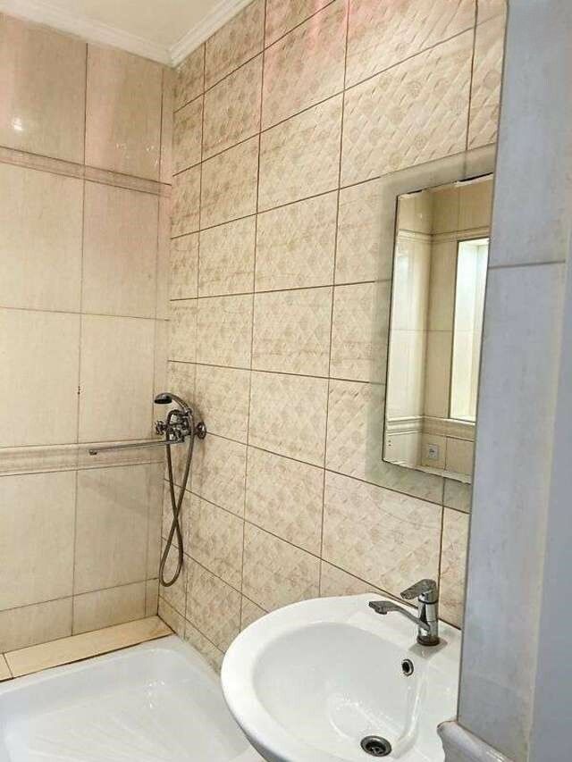 1832718433135611