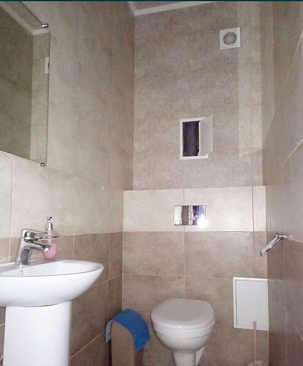1833715004965612