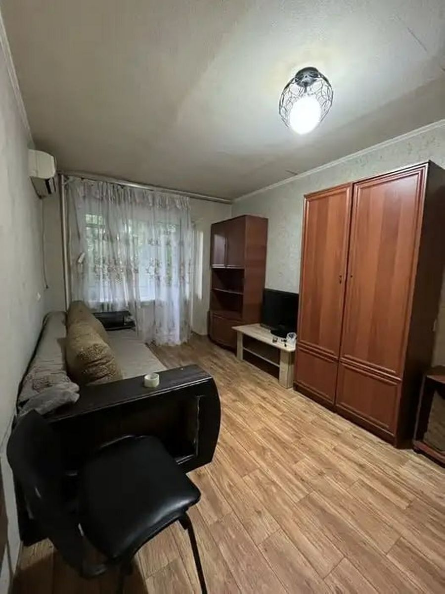 1835178144916612