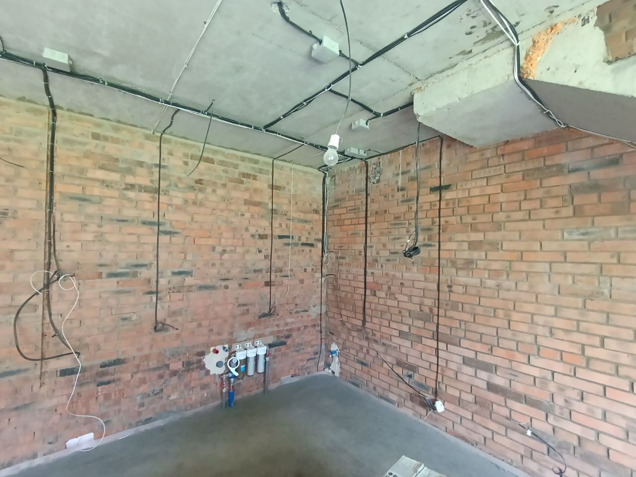 1834539127488614