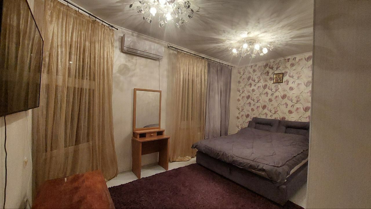 1829994678939615