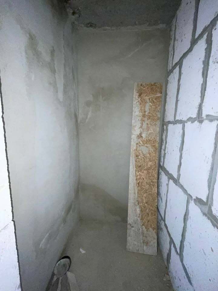1833544060095615
