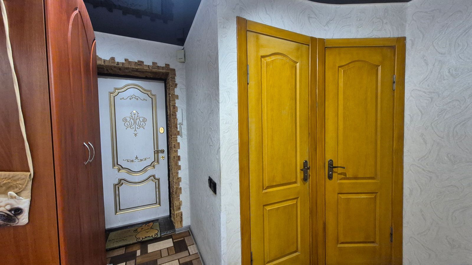 1836720756386616