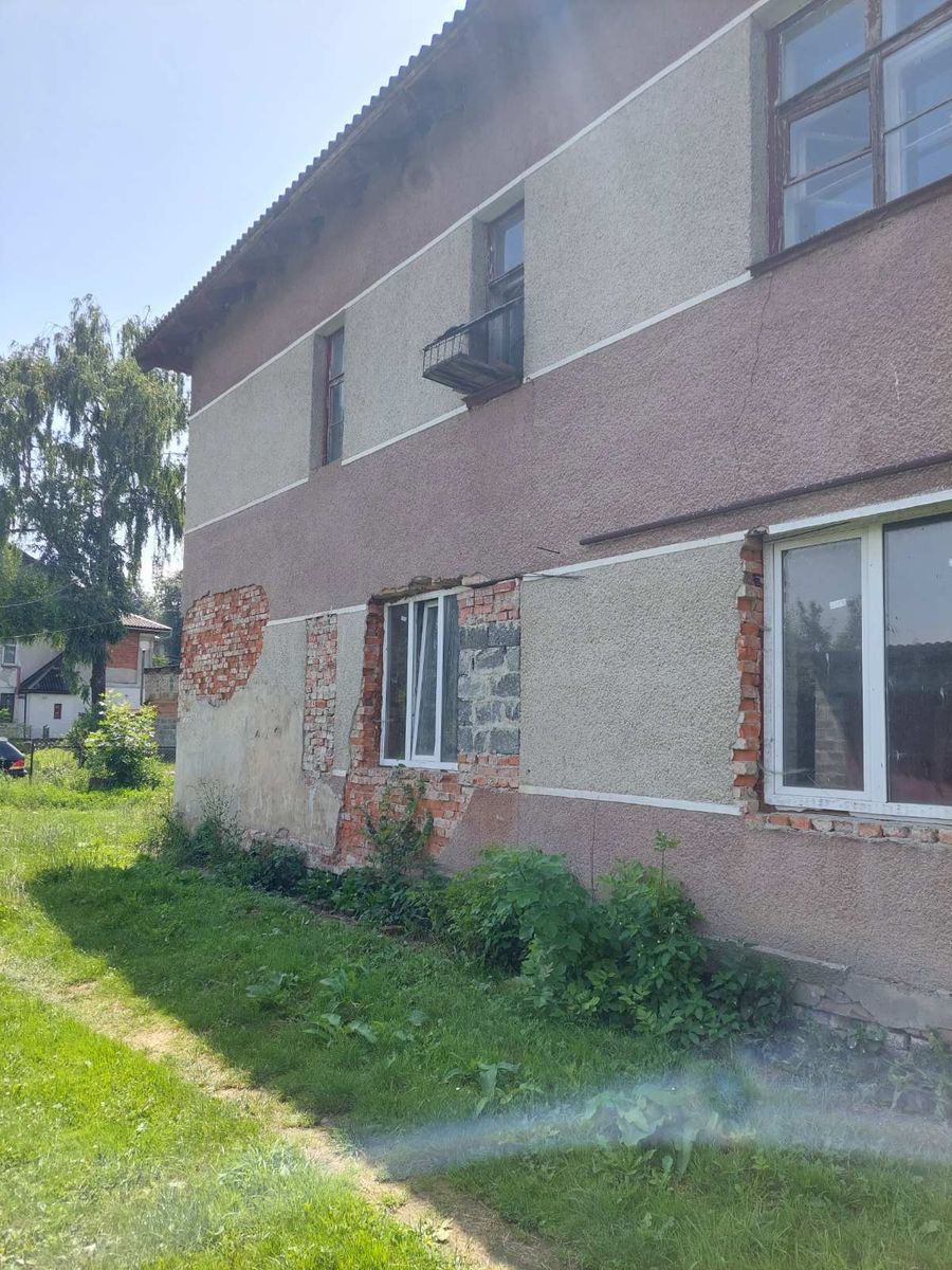 1838879846013616