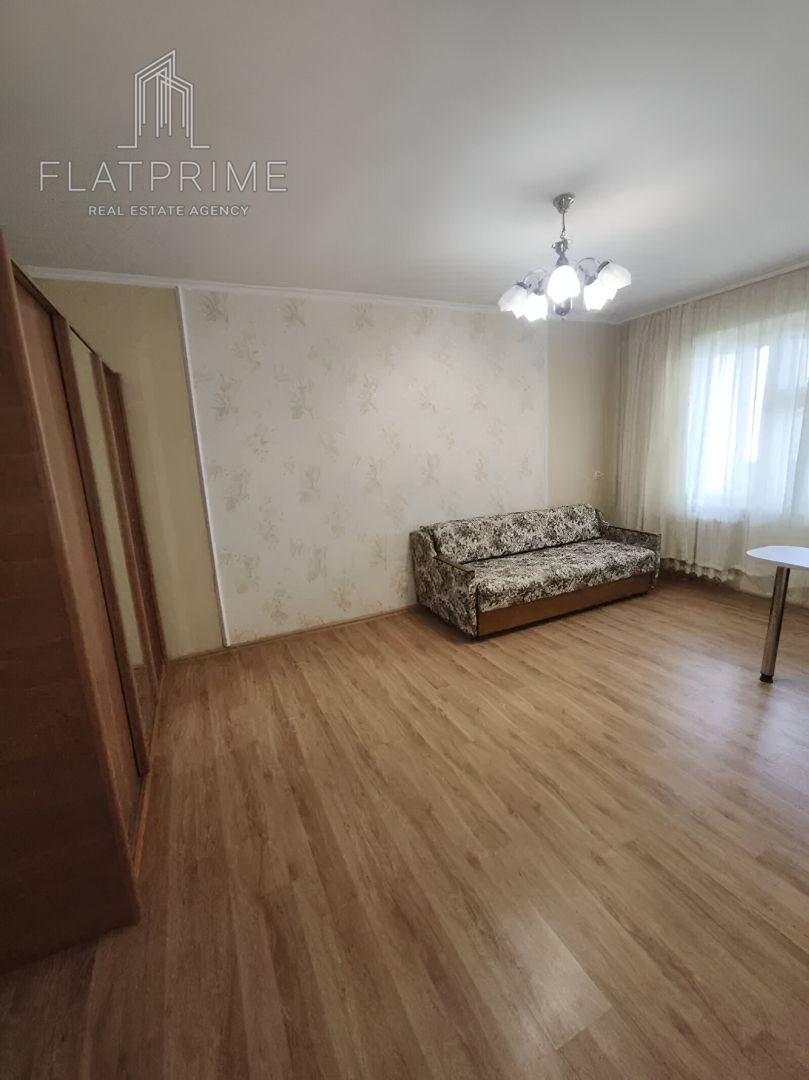 1835808697317617