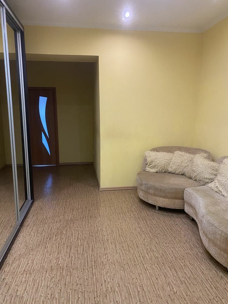 1836783559179617