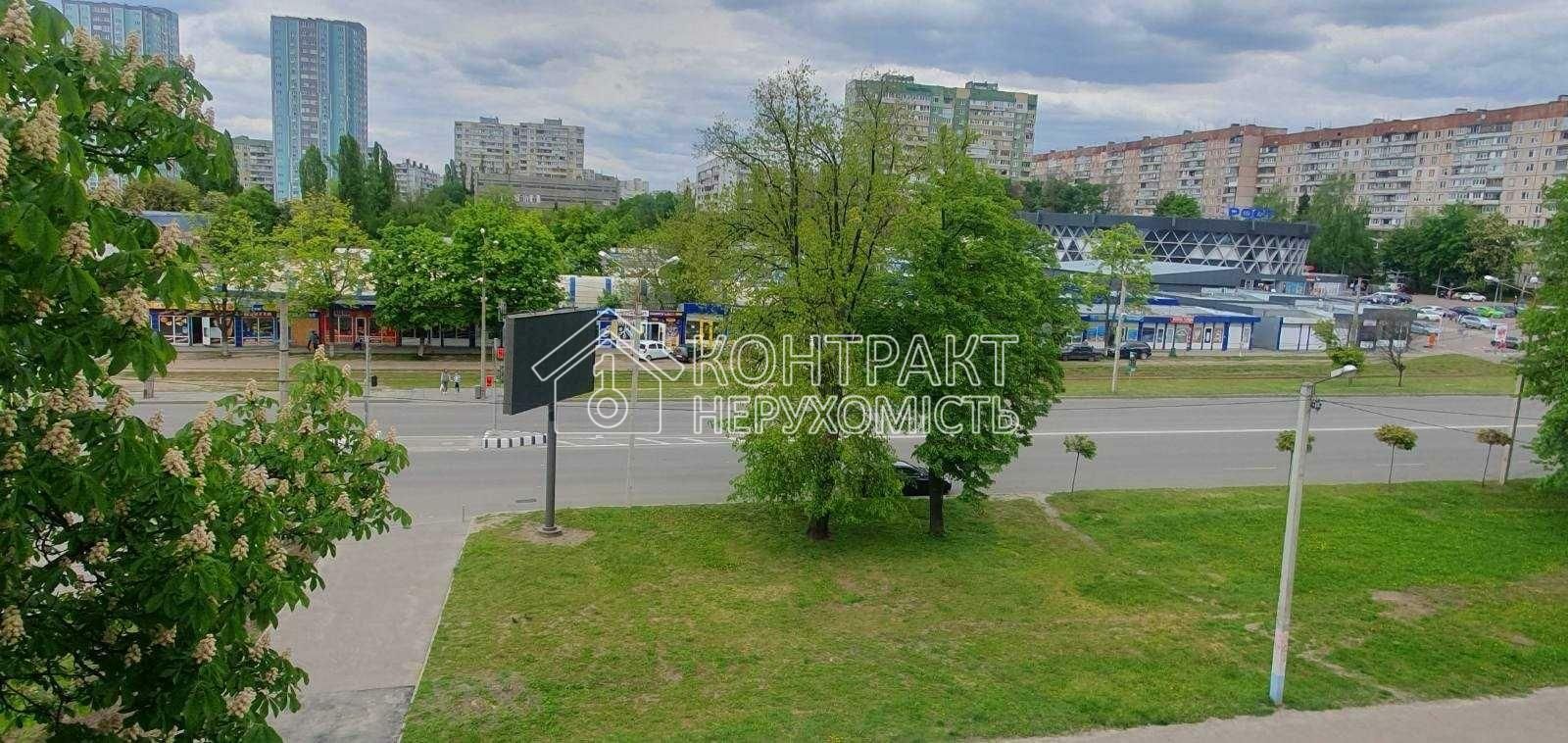 1833076755235618