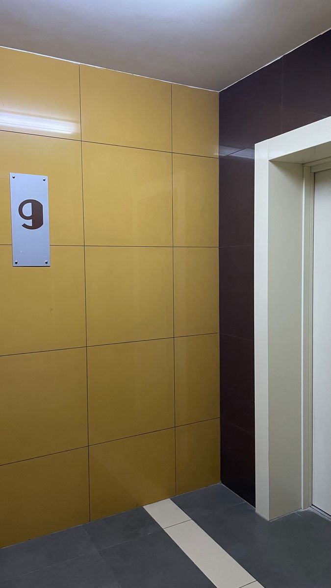 1834434226375618