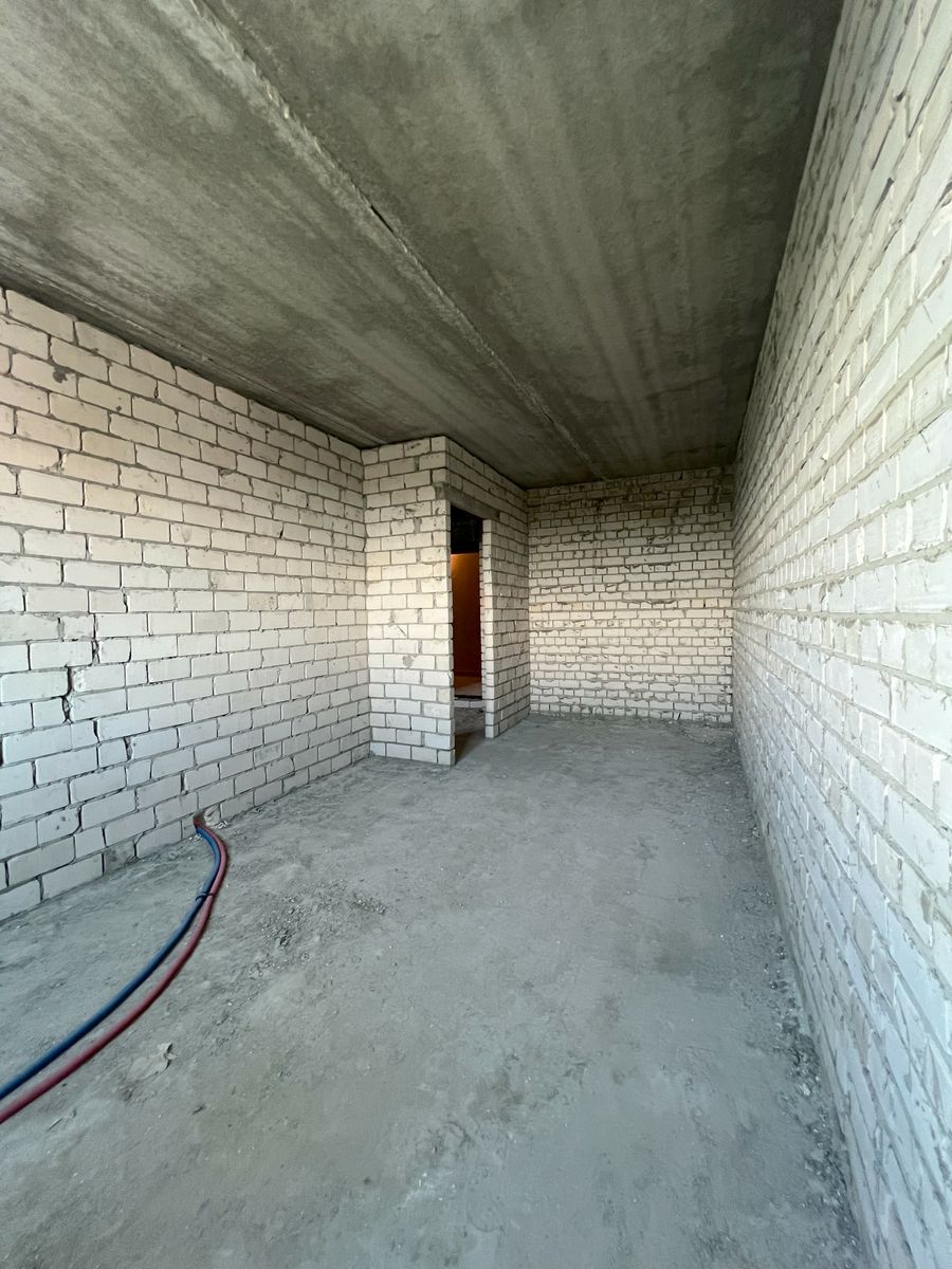 1838257450632618