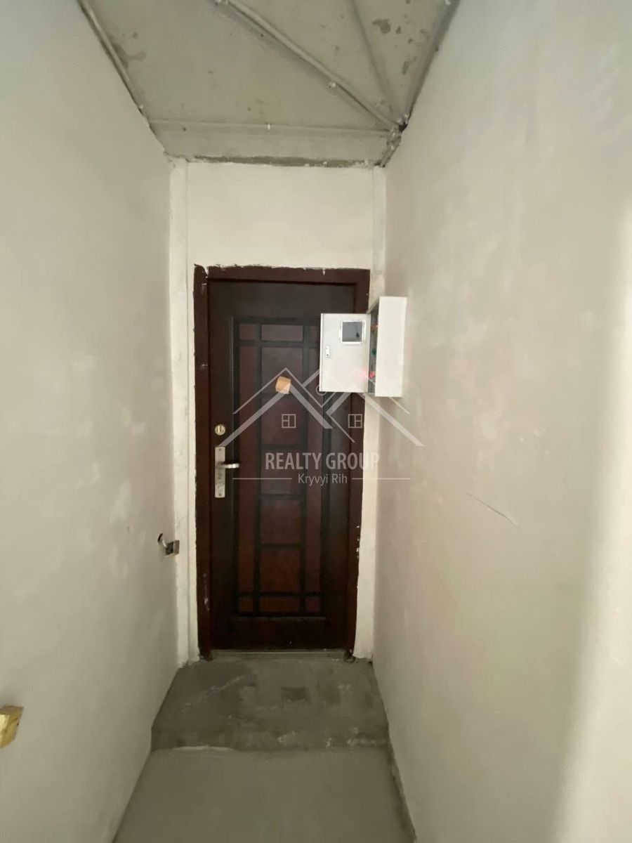 1838877457453618