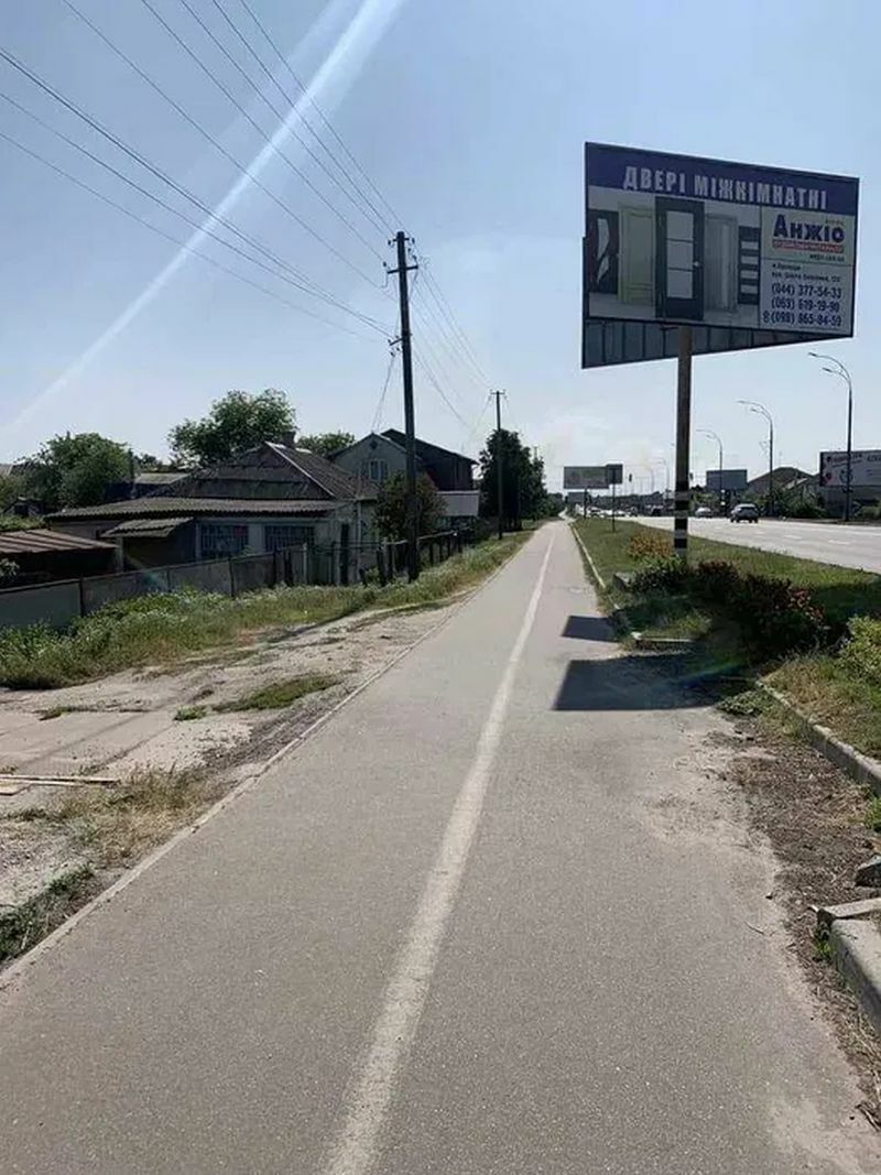 1835448953676619