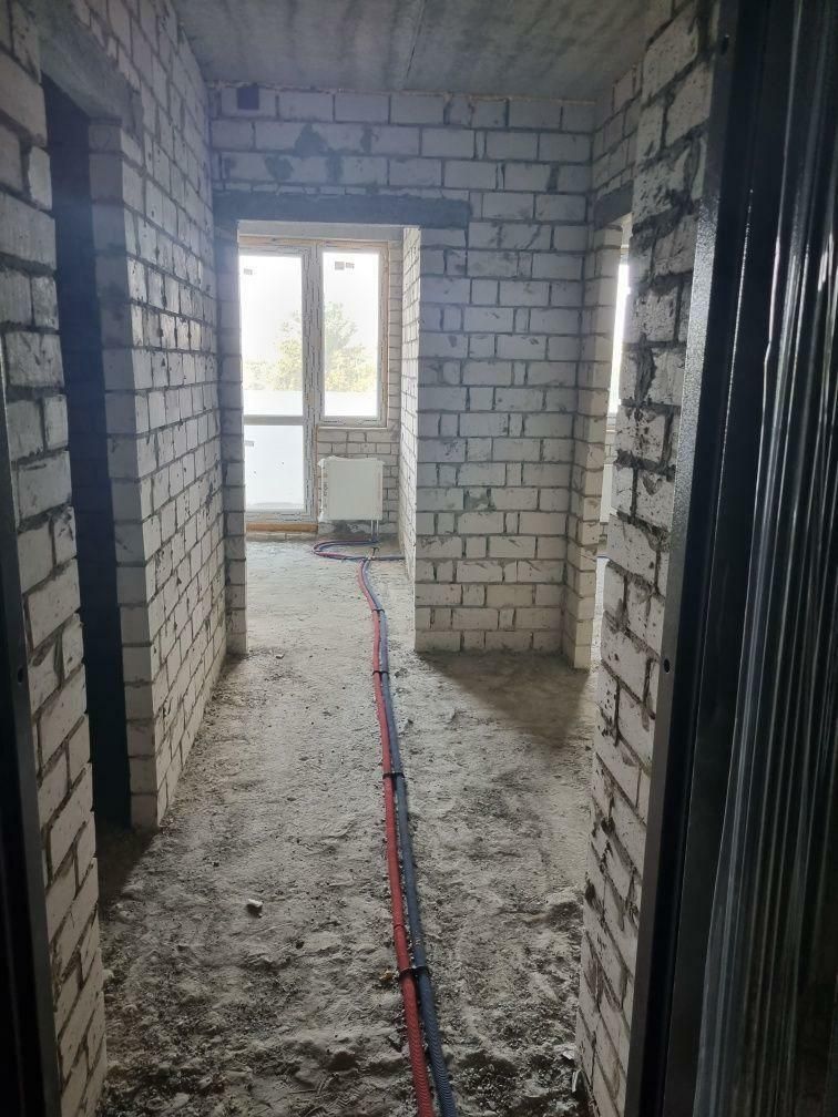 1830907577170622