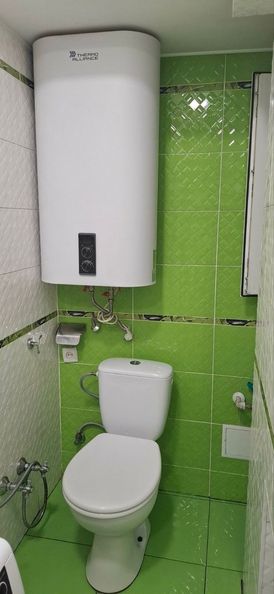 1838339130556622