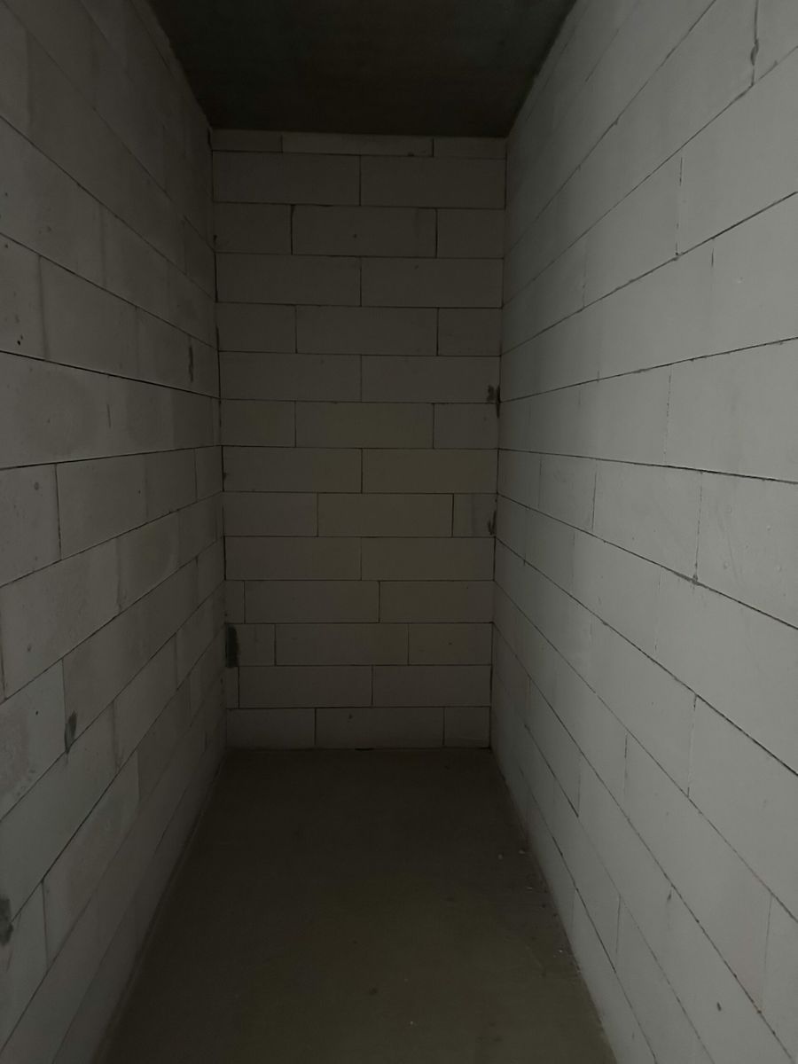 1837969800860623