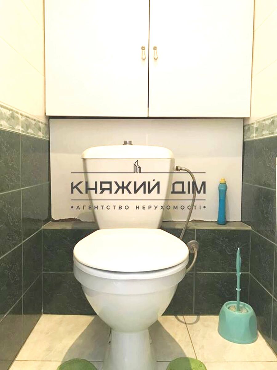 1835072408173624