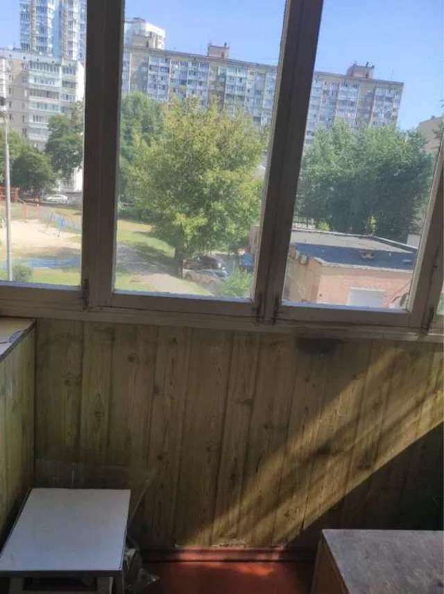 1834091522725625