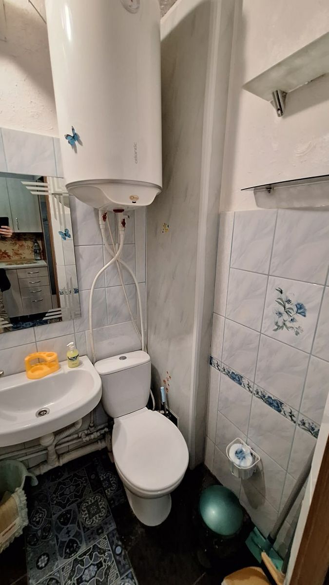 1833522683358626