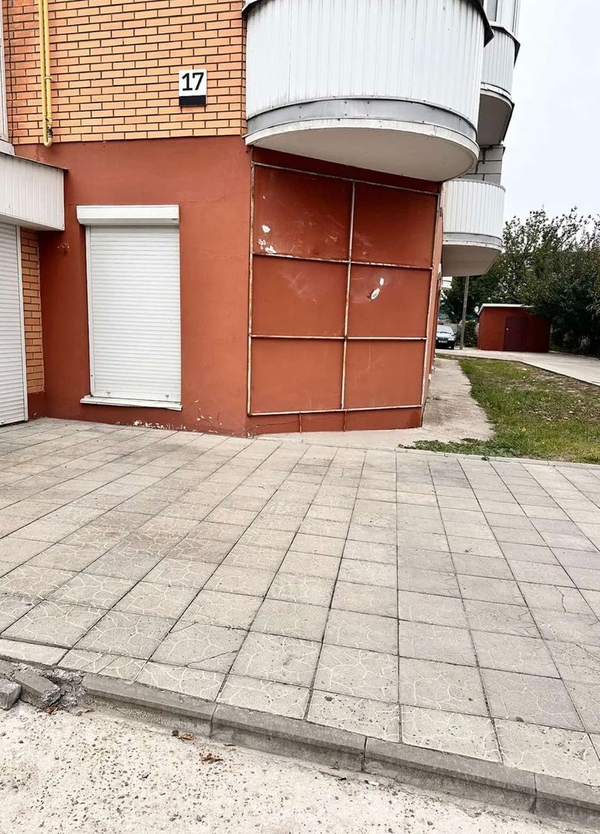 1835796445002627