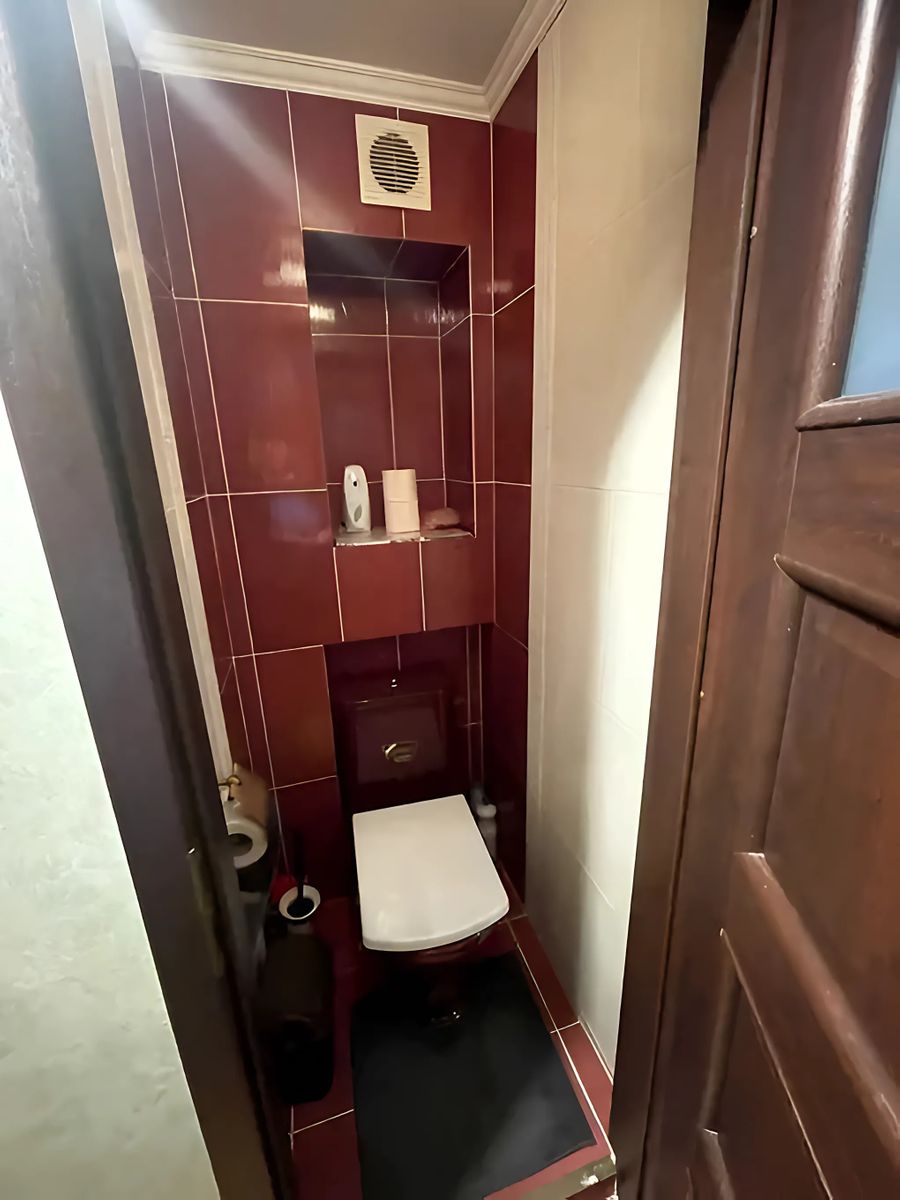 1834978756553628