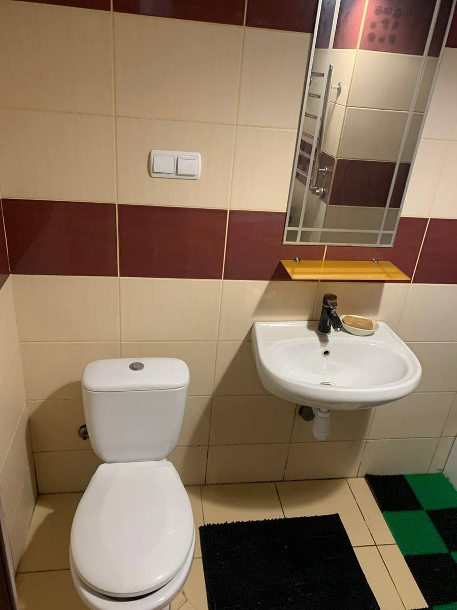 1835008419066629