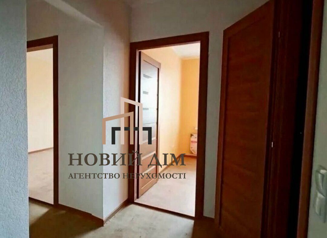 1831632994396632