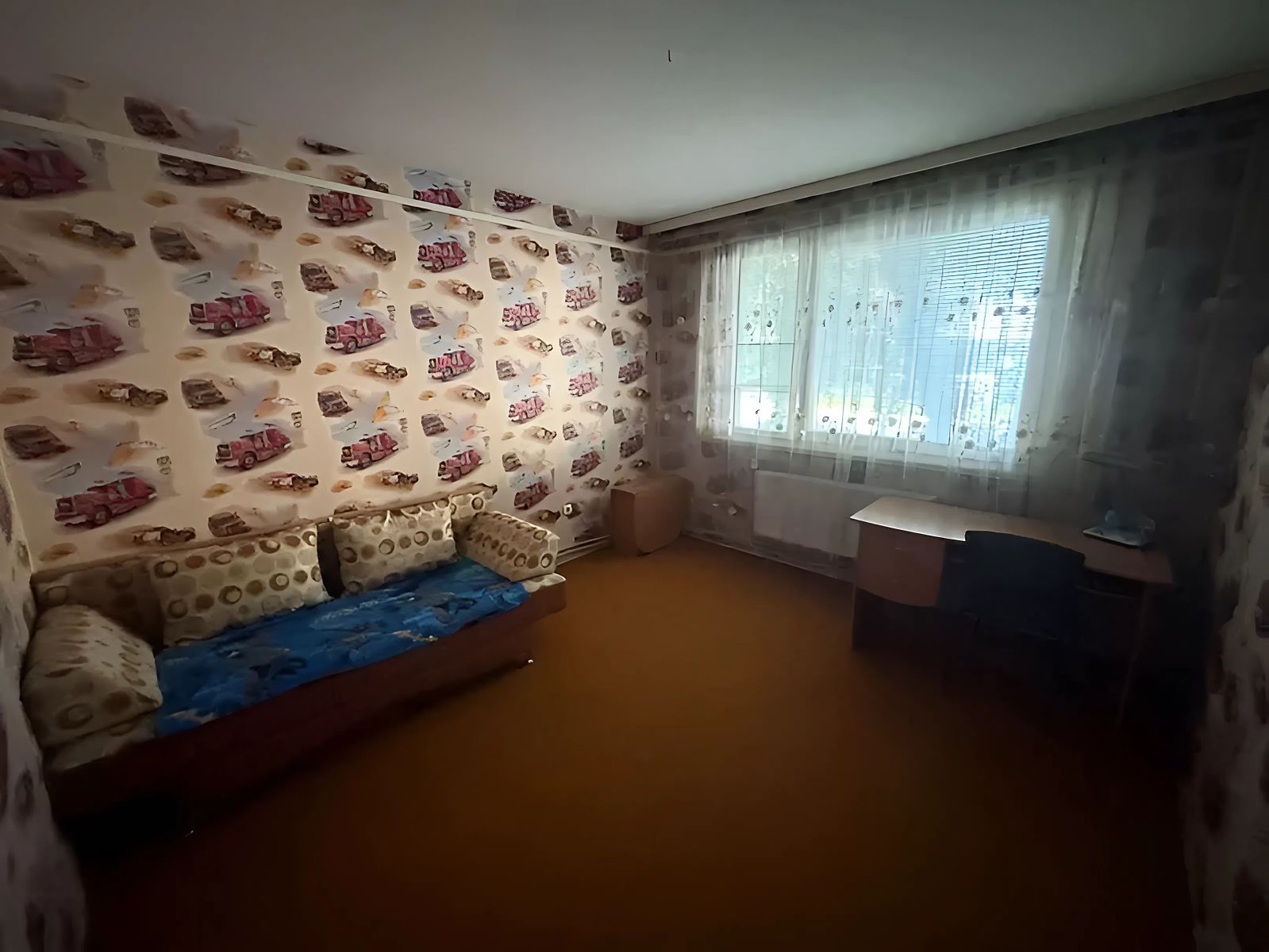 1835728956821633